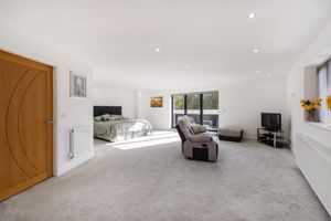 Photo 15- click for photo gallery